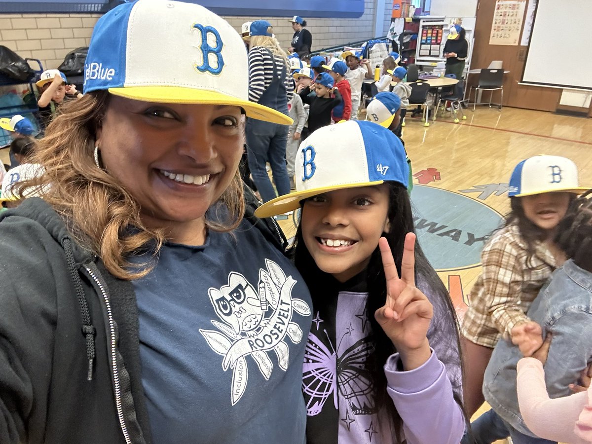 bannet_steele's tweet photo. It’s opening day celebration @RooseveltK8BPS https://t.co/Fv49NS1CJd