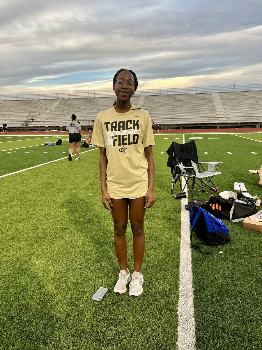 🚨Area Qualifier🚨 Congrats, Adeline Nenzou - 800 meters #BetterTogether #oneRC