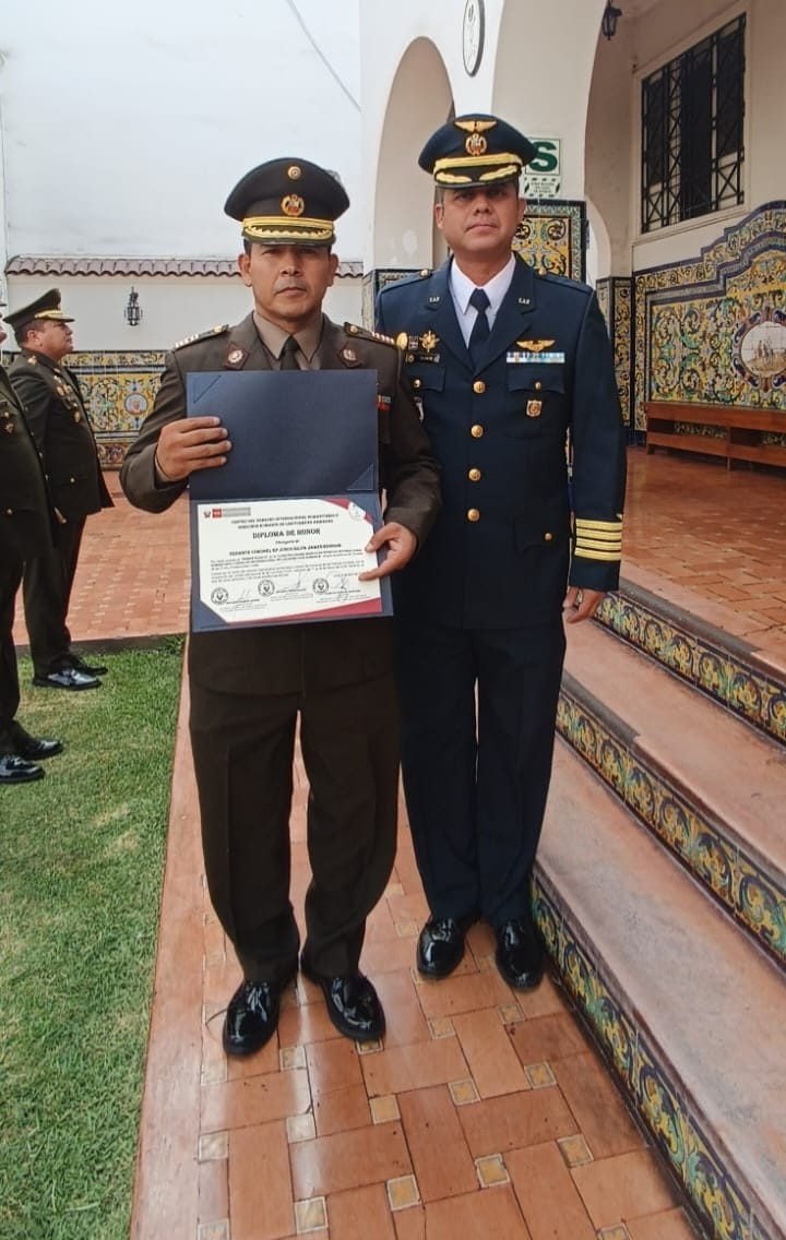 Centro del Derecho Internacional Humanitario tweet media