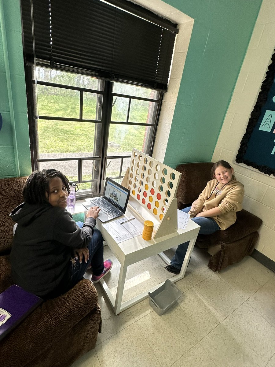 edgellcation's tweet photo. Game Day ELA… This was so much fun! We can’t wait to do it again next week! I polled the class on which game was their favorite - it was about even on love for all the games ☺️
#edgellcation #gameday https://t.co/RpUl4pi7Pg