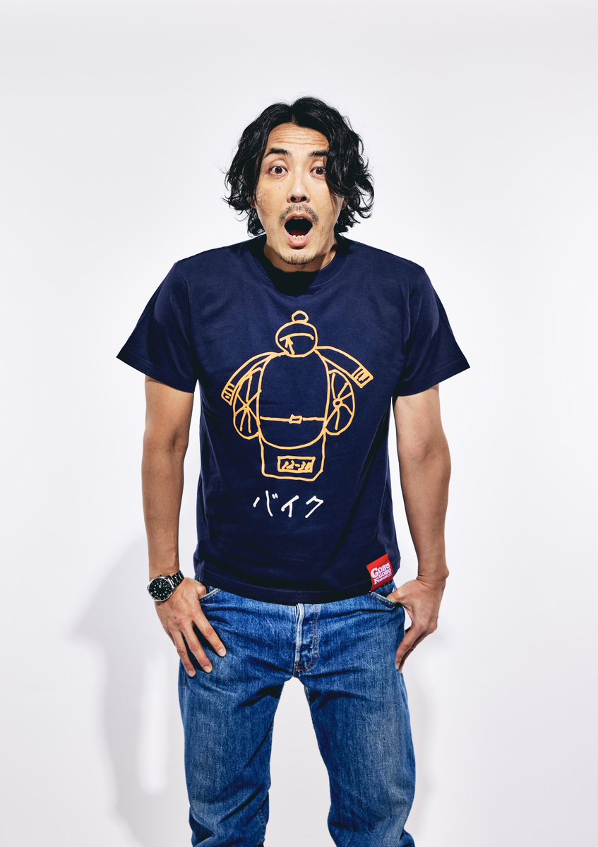 ||◤#ごぶごぶフェス グッズ紹介12◢|| ✔︎浜田大先生描き下ろしTシャツ(バイク) ごぶごぶフェスのため 浜田大先生が魂を込めて描いた作品。 上から見た構図が斬新！ ヘッドライト、メーター、タイヤはどれだ。 みなさんの想像に委ねます。 ご購入はこちらから🔽 mbsradio.stores.jp/items/65fc4377…