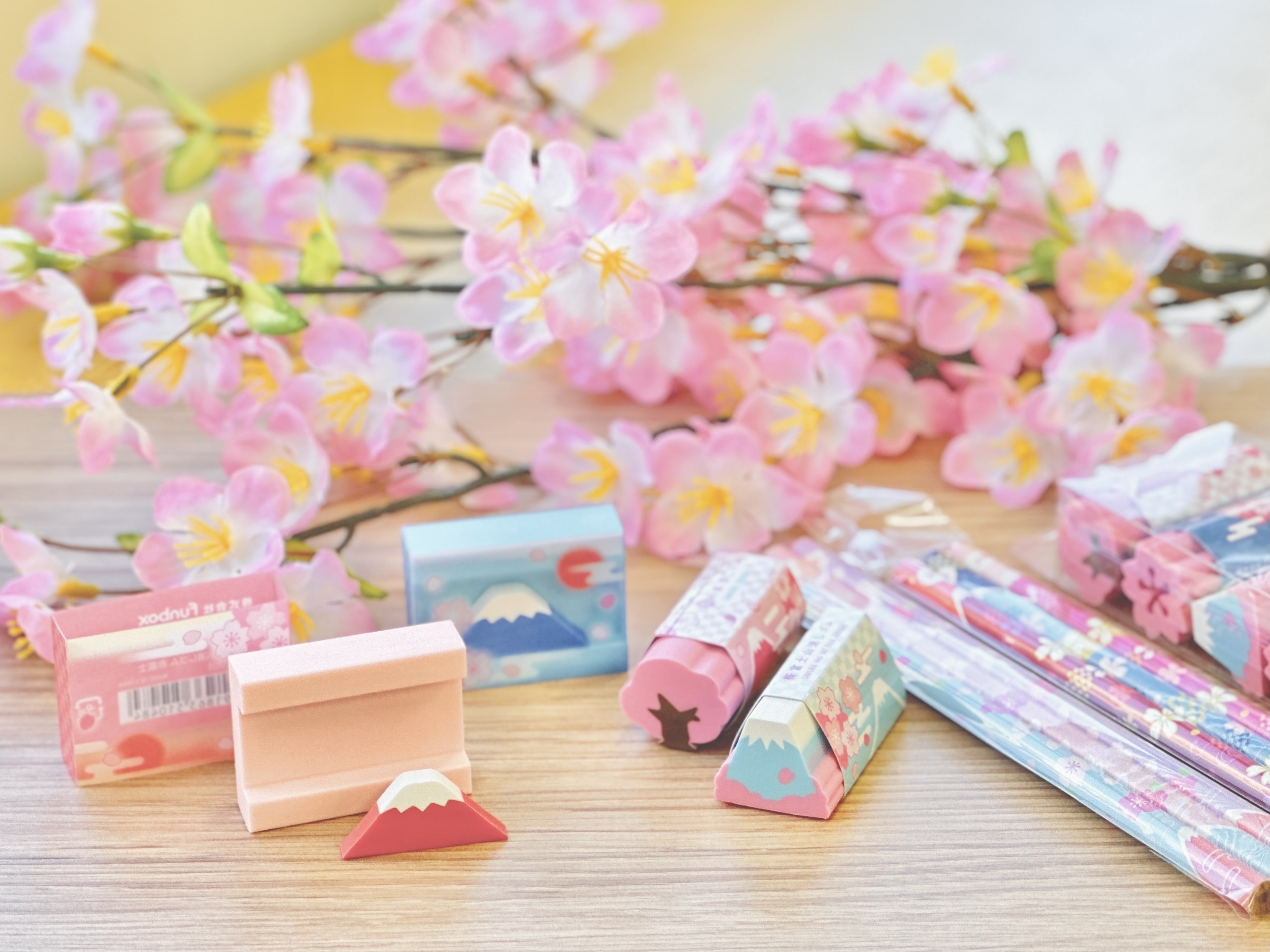 Baccaratさま専用彩りは鮮やかにマット紙の優しい○桜色富士山が