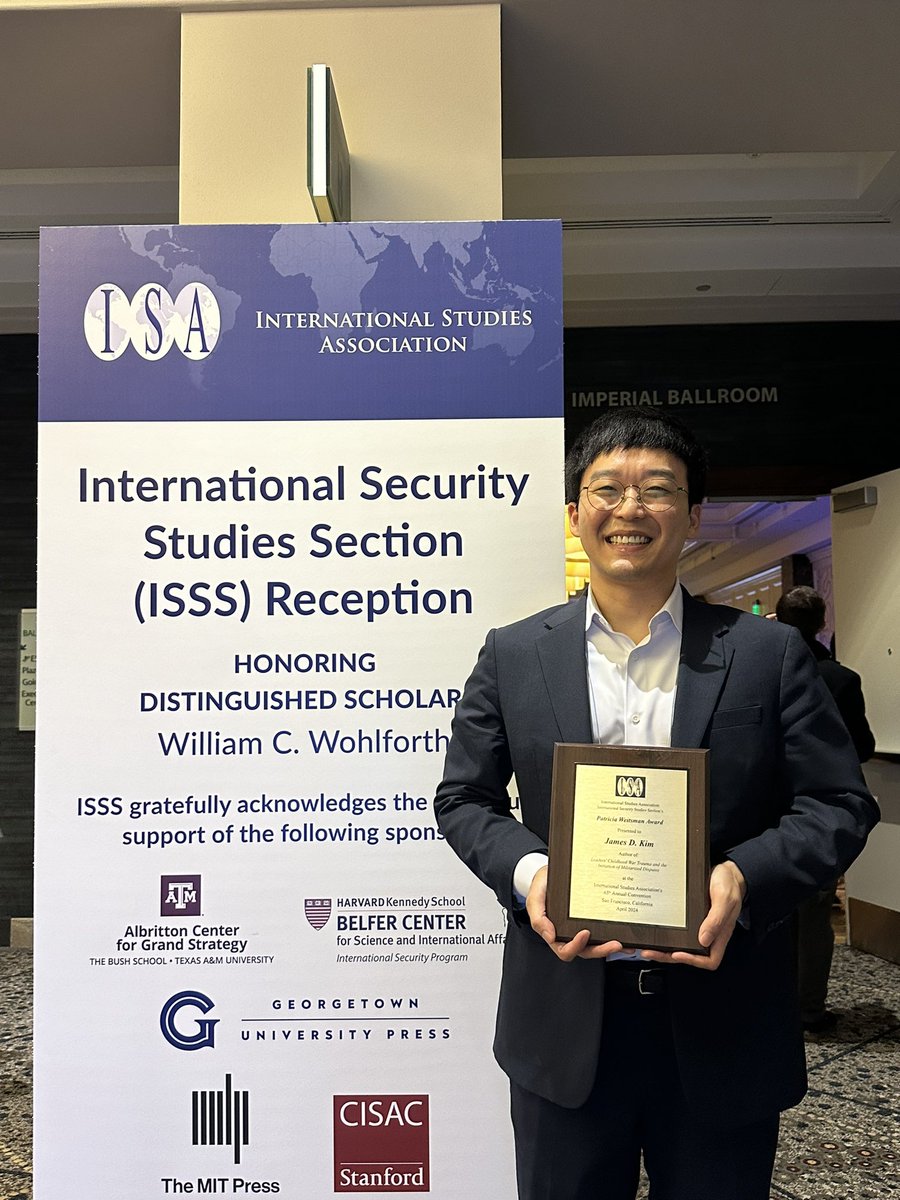 Grateful for the award committee and the recognition of my work by @ISSS_ISA @isanet #ISA2024