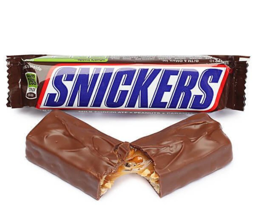 Fun Fact Friday: Frank & Ethel Mars named the Snickers bar, first introduced in 1929, after the family horse! 🚀 #rocketfizz #funfacts #snickers #candy #tgif