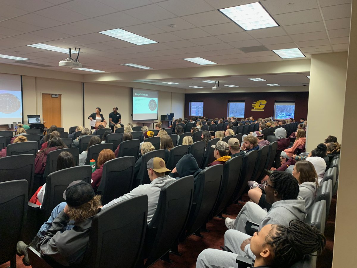 iam_jonathanorr's tweet photo. Yesterday, @HeydieOrr and I had an amazing opportunity to share with the Central Michigan University Student-Athletes. The title of our presentation was Redefining Strength: An Athletes Journey to Mental Wellness. 

For the first time ever, I publicly shared intimate details about some of my darkest moments as an athlete. While Heydie provided a powerful educational experience, by helping us to view these moments through a psychological lens in order breakdown what was actually happening in my mind. 

We were so blessed by this experience and hope we get to share it more. 

Big thanks to @TravisDowning96 , @TangeDC and @CMUAthletics for making the person in the jersey a priority, and for the opportunity to share.