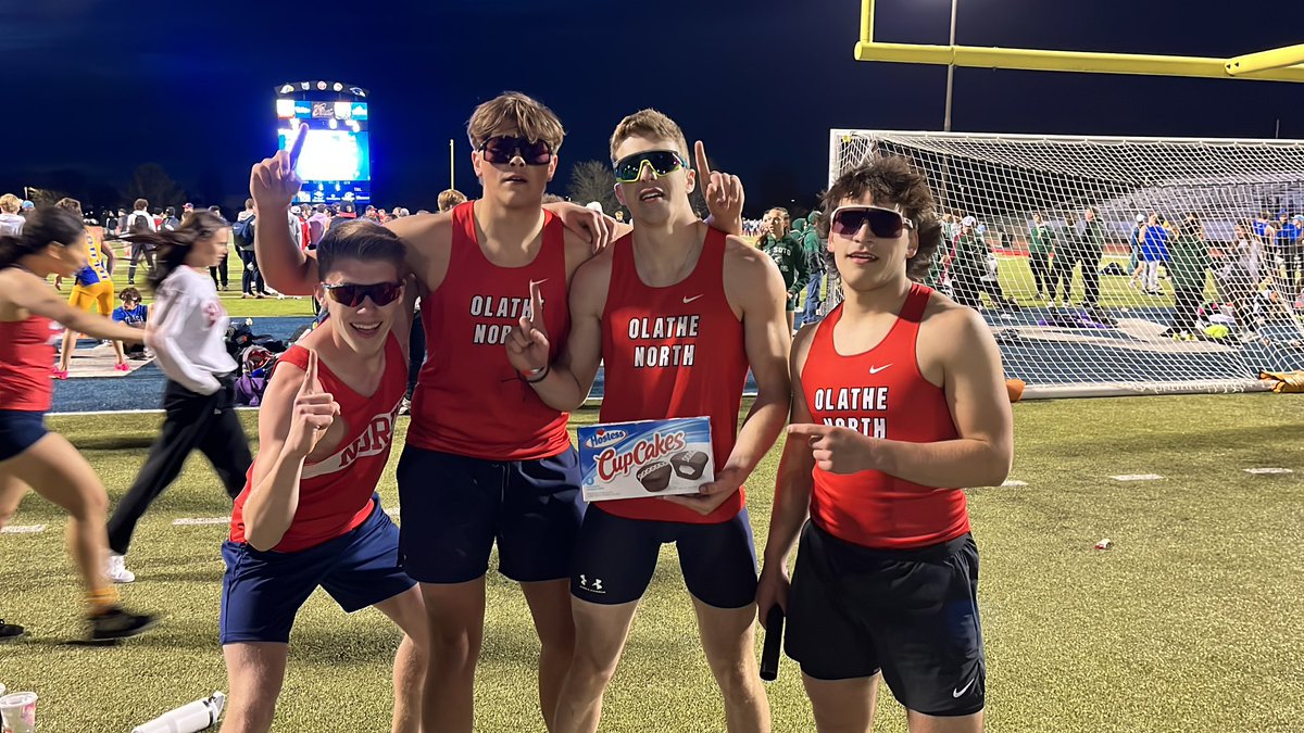 ThrowsNorth's tweet photo. Winners!!!!!! https://t.co/qvDSRhSqTD