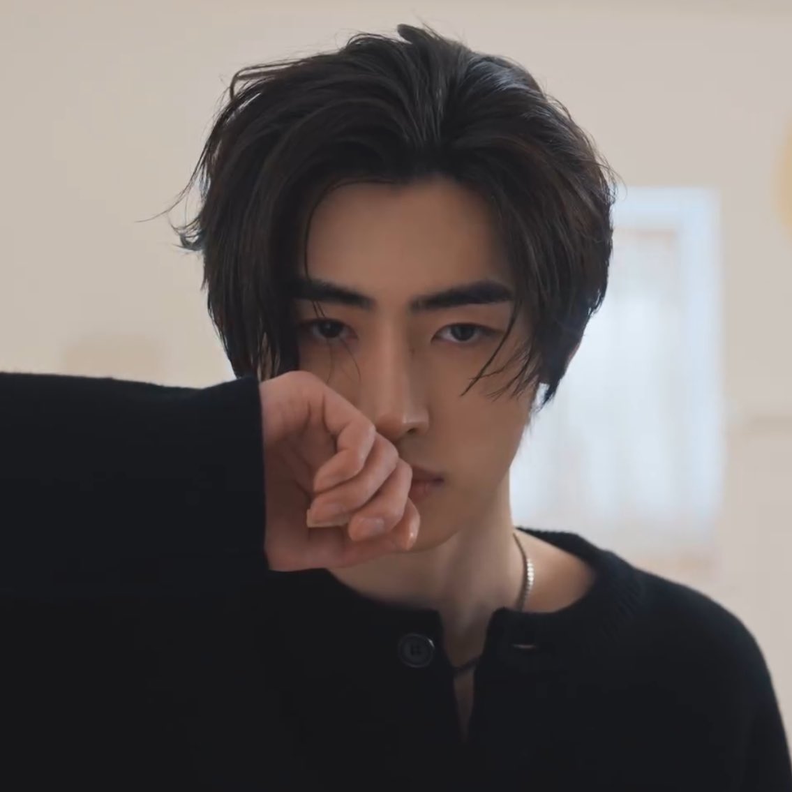 handsome 🖤 #sunghoon