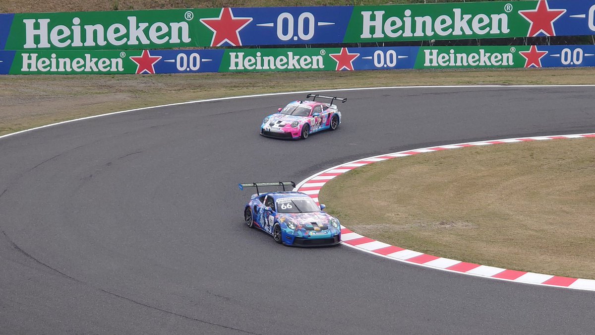 TENsince2000's tweet photo. ポルシェは基本的にヘアピン頂点に合わせて回っていく感じ
F1はそこらへんが異次元
#PCRJ
#JapaneseGP #F1日本グランプリ
#f1jp #鈴鹿サーキット #suzukacircuit
#FC東京F1部 https://t.co/R1MRB0H3LD