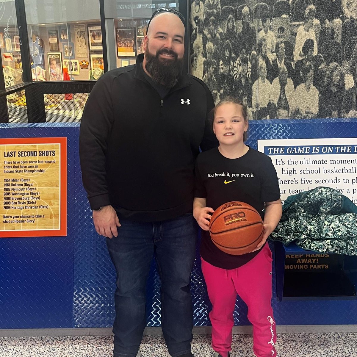 In honor of the Women's Final 4 games tonight, we thought we would share these awesome visitors who came to the @HoopsHall back in February! Ben and his daughter, Kenzie came from Ohio to see Caitlin Clark play against @IndianaWBB! #WFinalFour | #henrycountyin |…