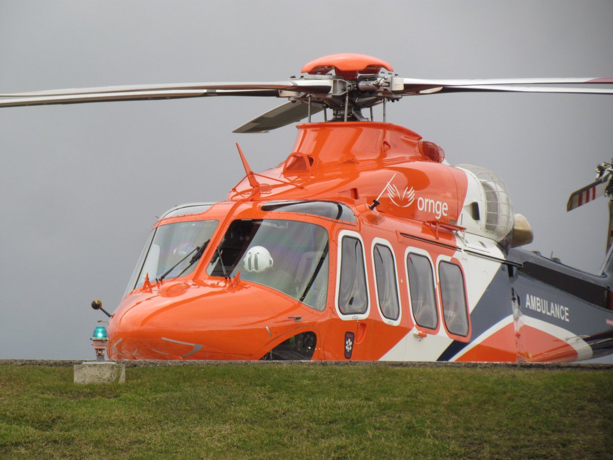 ahhh this one. super close! love the details. @Ornge
