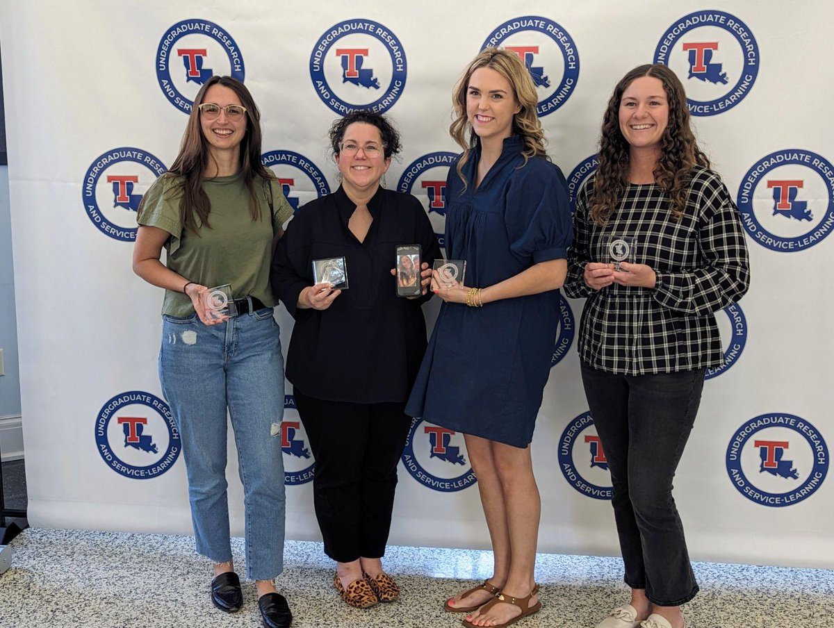 I love my job! We celebrated the winners of the @LATech Undergraduate Research and Service Learning Symposium today. Extraordinary students mentored by extraordinary faculty means an extraordinary future.