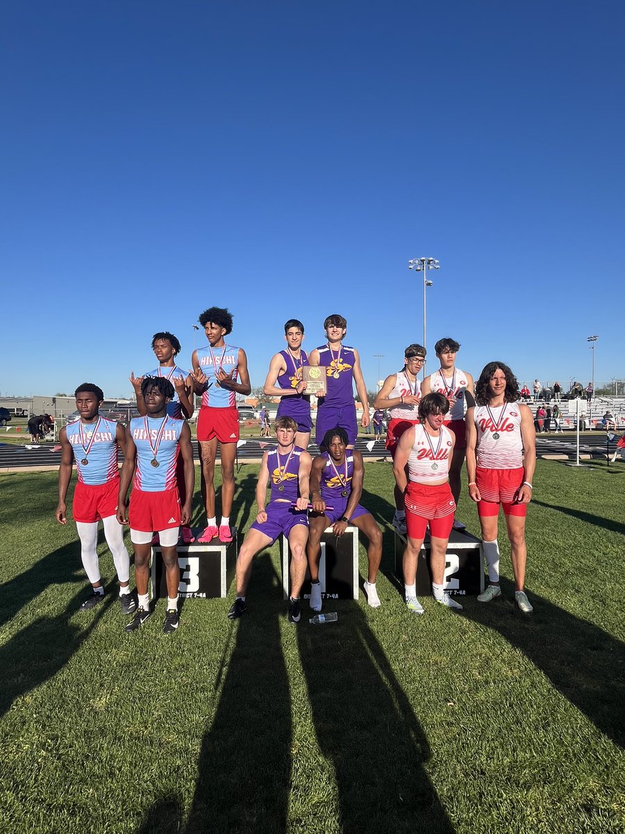 Congrats to all 3 of our relays advancing to the Area Meet next week in Springtown 
🥈 4x100
🥇 4x200
🥇 4x400
<a href="/CoachChadRogers/">Chad Rogers</a> <a href="/coachrogers_4/">Coach Chance Rogers</a>