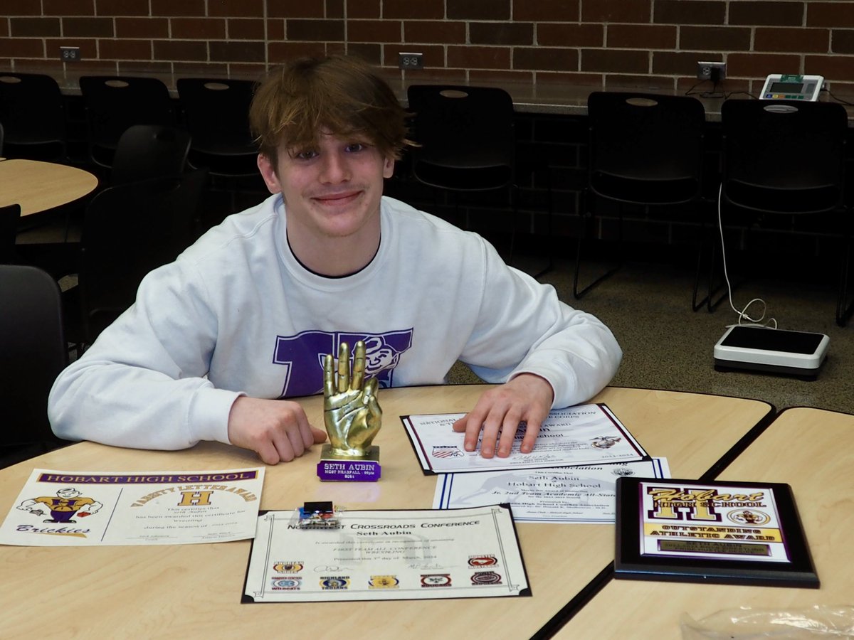 Earned my 3rd varsity letter 
Made Academic Team All-State 
Named a National Wrestling Coaches  Association &amp; U.S. Marine Corps. Scholar All-American 
Made First Team All-Conference 
Earned Pride, Hustle, and Desire 
had the Most Nearfall points in a season 

<a href="/BrickieWrestlin/">Hobart Wrestling</a>