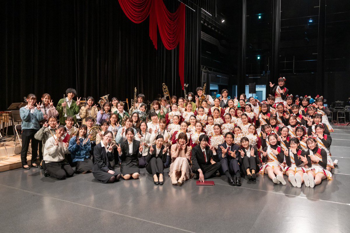 桜美林大学チアリーディング部THREE NAILS CROWNS (@tnc_cheer