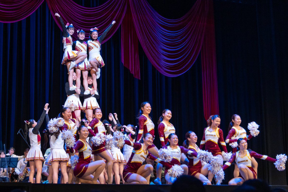 桜美林大学チアリーディング部THREE NAILS CROWNS (@tnc_cheer
