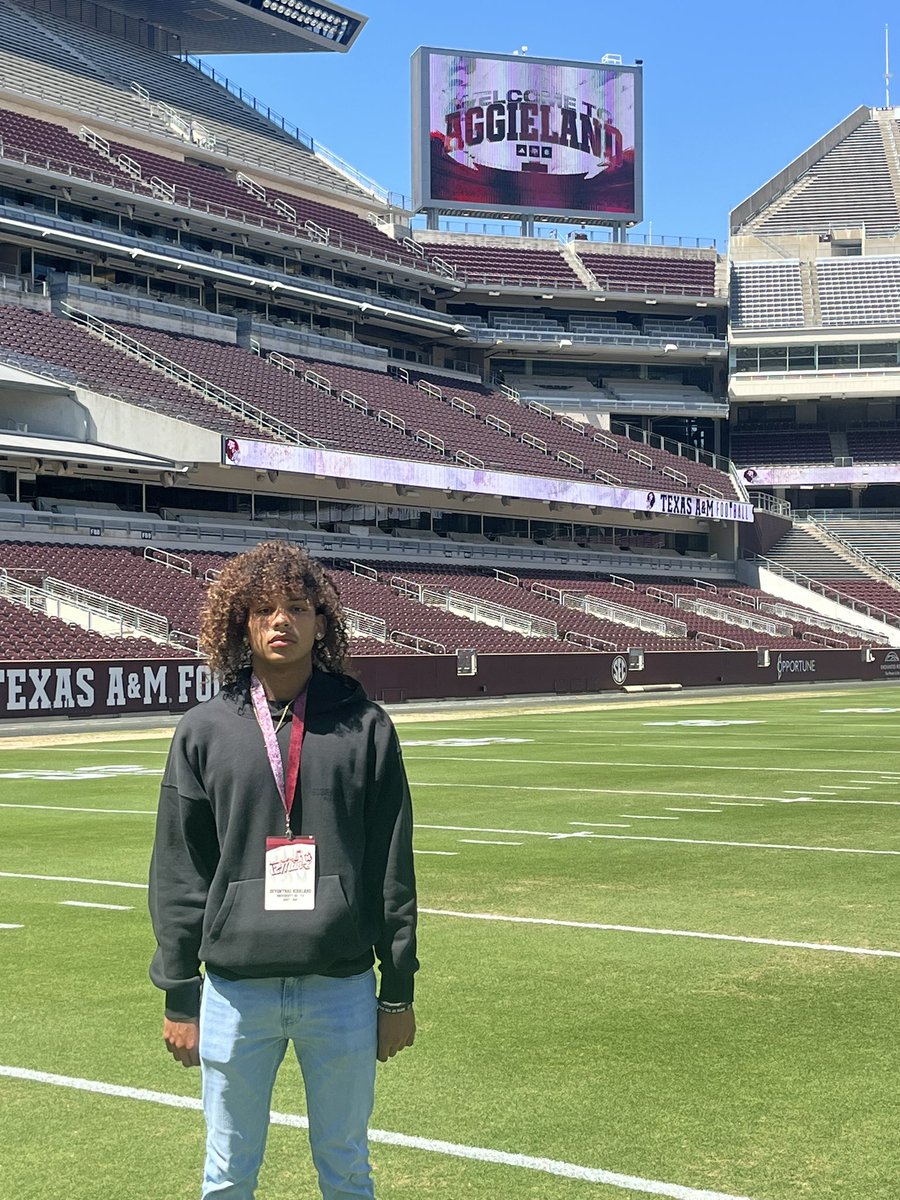 Thank you @AggieFootball for the amazing visit. Appreciate the hospitality to my family. @TaureanYork5x appreciate the knowledge. @WacoUFootball @RecruitTheU @CoachK_Johnson @BamPerformance @CoachMikeElko @CoachTroop_ @CoachIsh_ @joejoeheaden @CoachJPeterson @CoachBateman