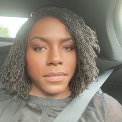 MeredithMcKey's tweet image. #NewProfilePic