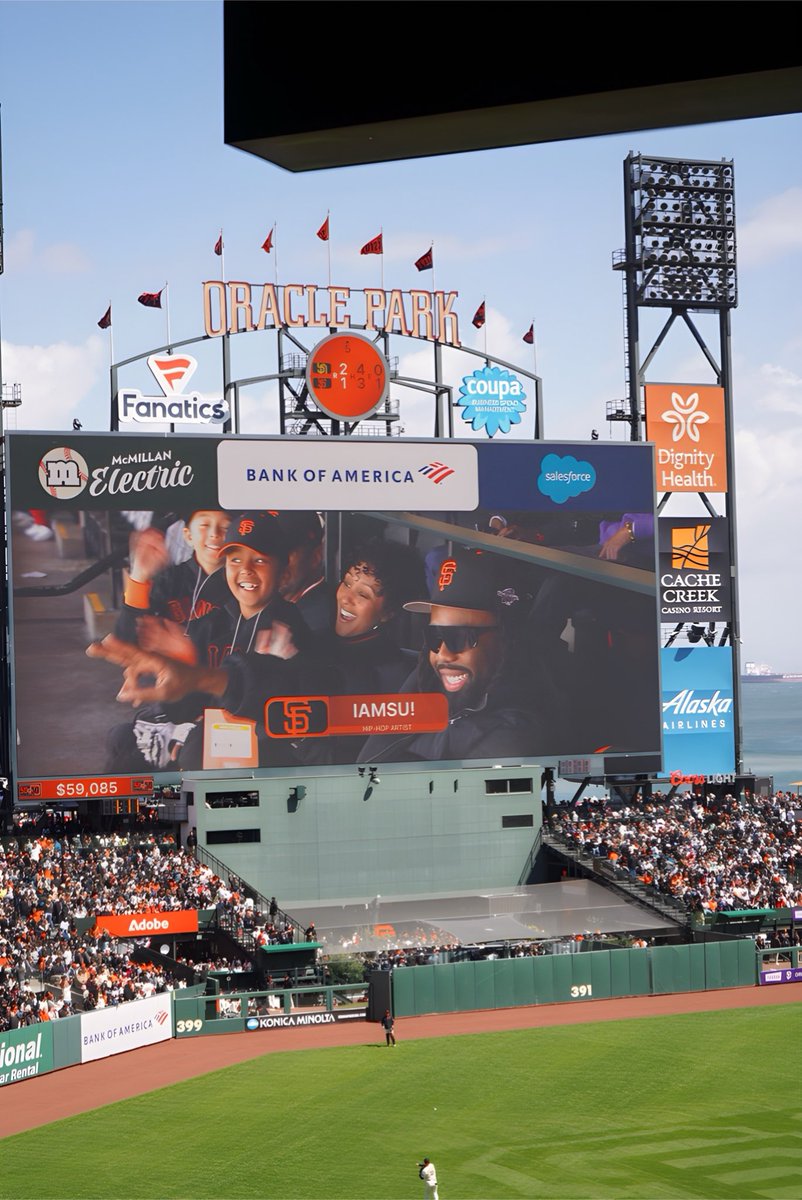 Go Giants 🧡🖤⚾️🏟️