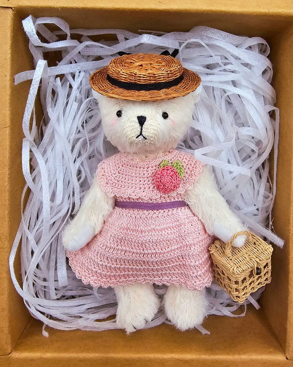 chouchoudollho1's tweet photo. テディベアコンベンション 始めました♡♡

#テディベアコンベンション #テディベアコンベンション2024 
#テディベアコンベンション2024春
#슈슈돌하우스 #chouchoubear #돌하우스 #미니어처 #ドールハウス #ミニチュア #dollhouse #miniature #artistbear #minibear #ミニベア #ぬいぐるみ https://t.co/NXSxoZSWOb