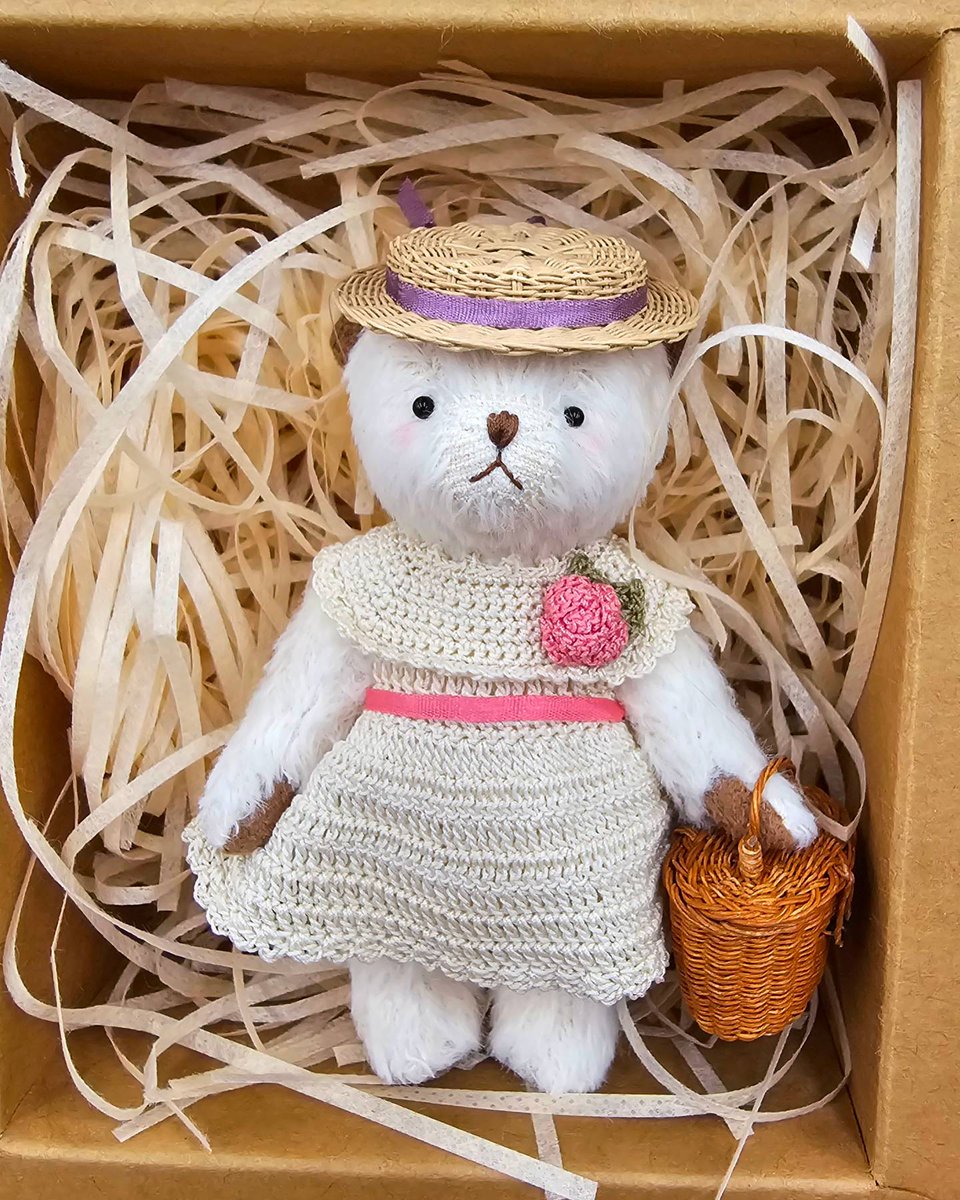 chouchoudollho1's tweet photo. テディベアコンベンション 始めました♡♡

#テディベアコンベンション #テディベアコンベンション2024 
#テディベアコンベンション2024春
#슈슈돌하우스 #chouchoubear #돌하우스 #미니어처 #ドールハウス #ミニチュア #dollhouse #miniature #artistbear #minibear #ミニベア #ぬいぐるみ https://t.co/NXSxoZSWOb