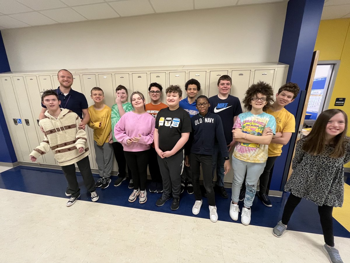 Mr. Schugg tweet media