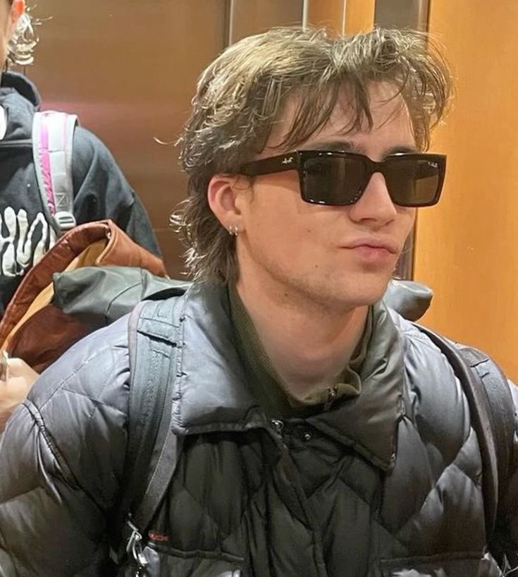 caughtintrees's tweet image. we used to be a proper country