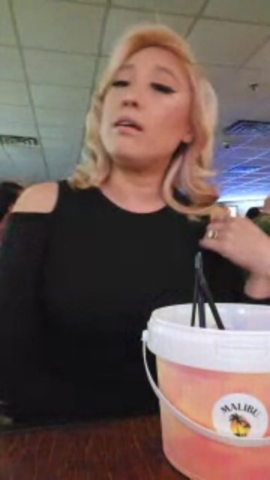 𝘈𝘯𝘨𝘦𝘭 𝘈𝘬𝘦𝘯𝘰 is live now! https://t.co/Wnjw1QufIt https://t.co/cAoZz2a5tx<a href="/tag/angelakeno"class="tags"><span>#angelakeno</span></a>