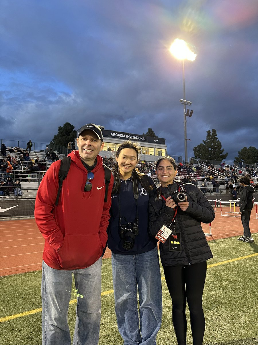 vaniaahmadii's tweet image. Day 1 of Arcadia Invite 2024 is off to a great start! Reena Hsieh is about to race the 3200m, with lots more Arcadia athletes to compete tomorrow. Make sure to be on the lookout for photos on the AUSD Instagram and Facebook accounts! #arcadiainvite #apachestrong #arcadiainvite24