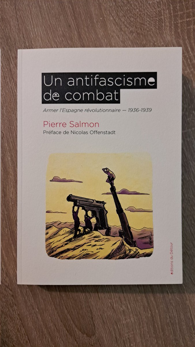 Très hâte de lire cet ouvrage de @Pierre__Salmon sur l'organisation des mouvements antifascistes face au franquisme. 🔍 Merci pour l'envoi, @DuDetour ! 👍