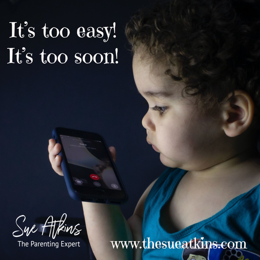 SueAtkins's tweet photo. Imagine a childhood filled with imagination, exploration & face-to-face interactions, free from the distraction of #smartphones. #SmartphoneFreeChildhood #ParentingTips #DelayTeensOnScreens
#TipsandScripts
https://t.co/0Abaxvh6YJ https://t.co/DhXleNvURA