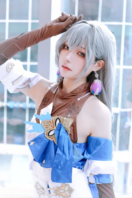 Twitterのコスプレ画像16