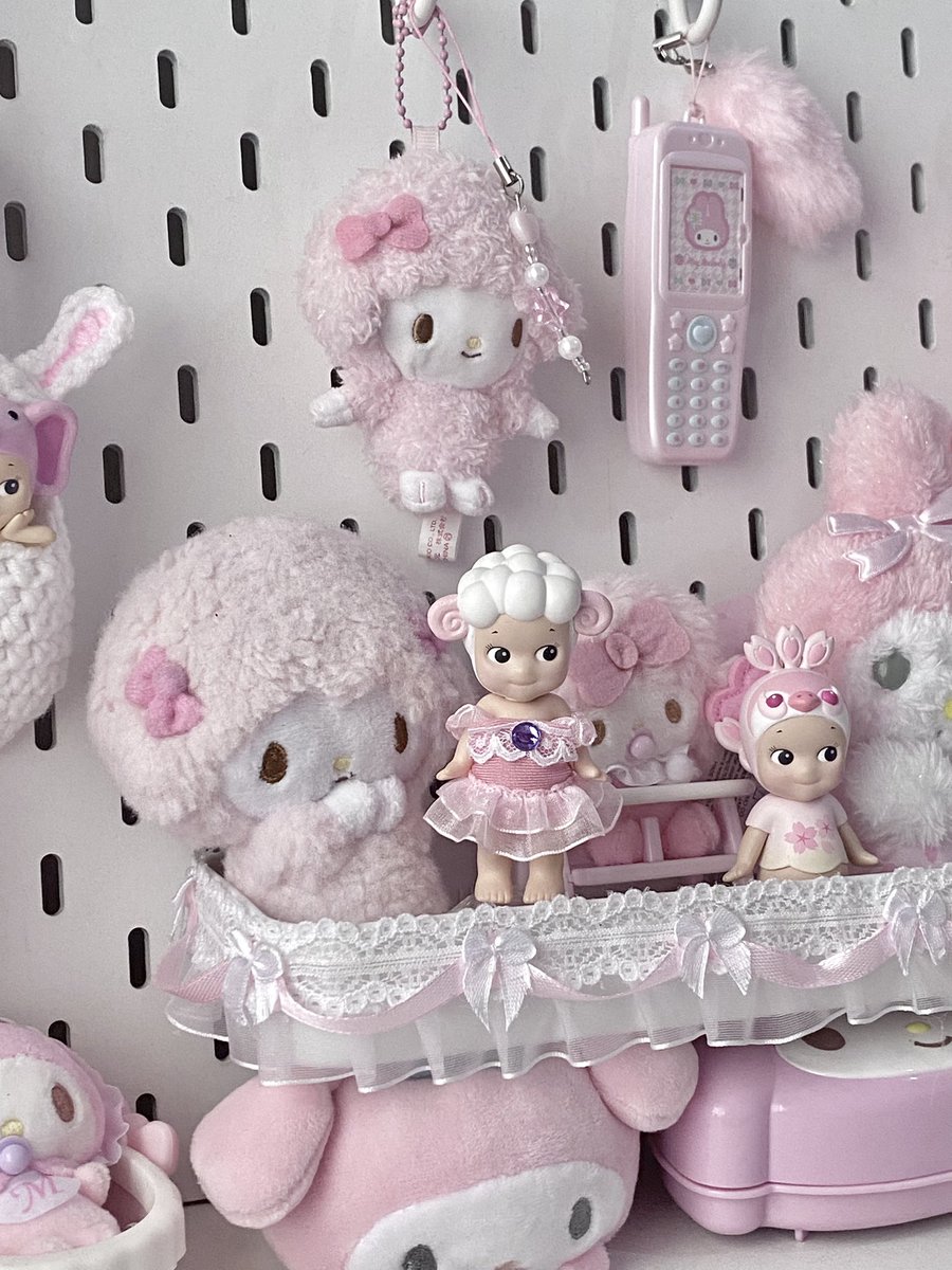🎀 princess! 𝜗𝜚