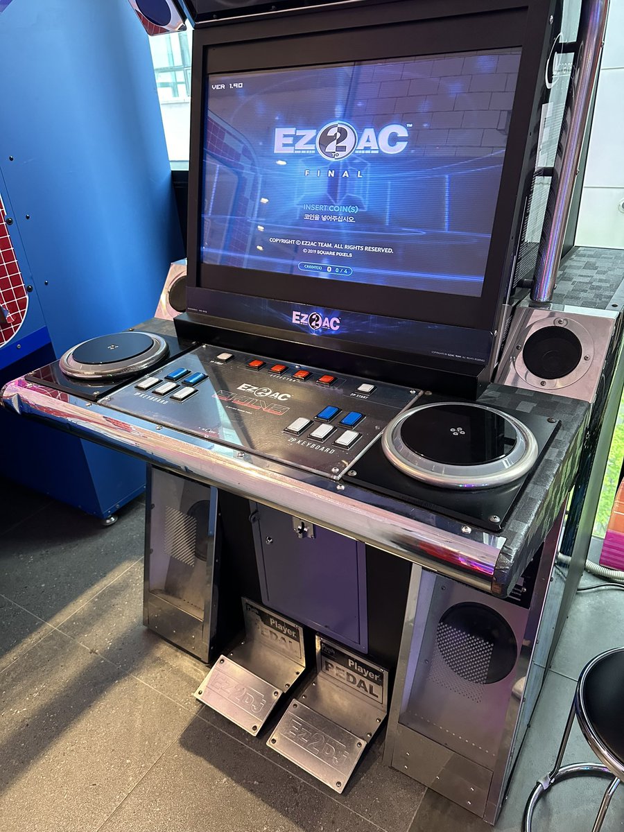 seanyddr's tweet image. IIDX with pedal 🤔