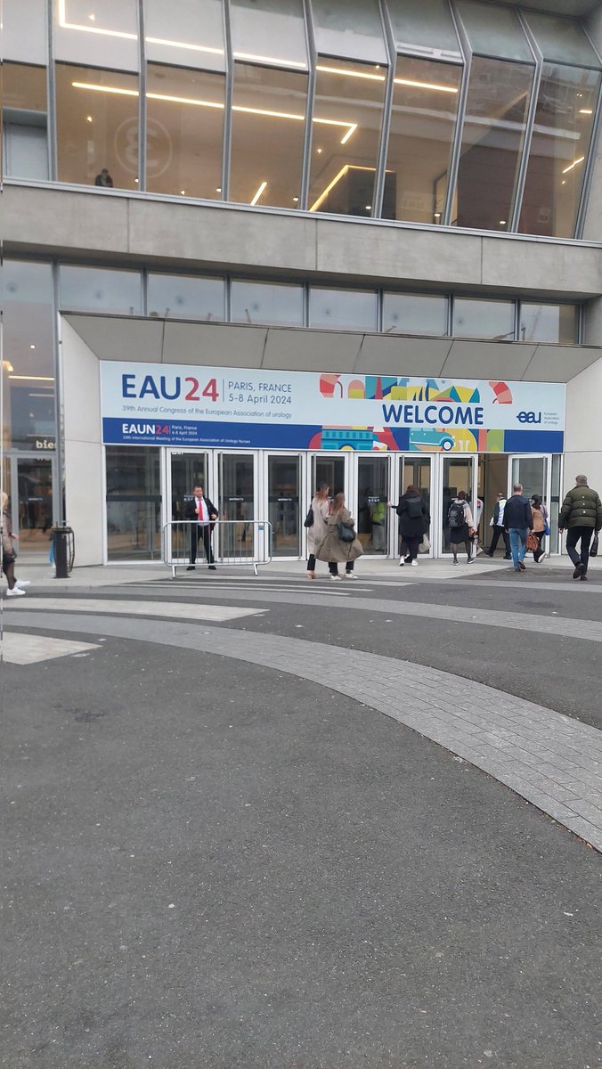 Good morning everyone! It's day 2 of the EAU24 Congress! #EAU24 #UroSoMe #MedTwitter