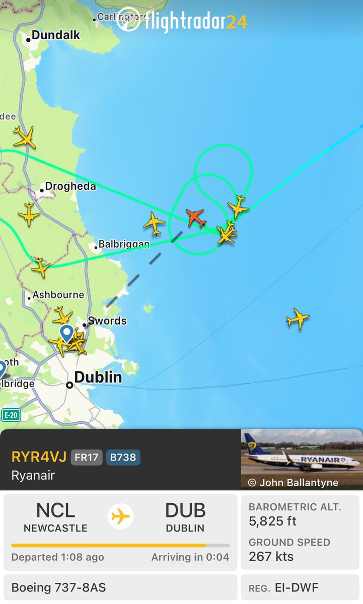 CarlowWeather's tweet photo. #StormKathleen causing some issues at Dublin Airport now with planes circling. Ferries cancelled also today. https://t.co/Md5fOrVAQP