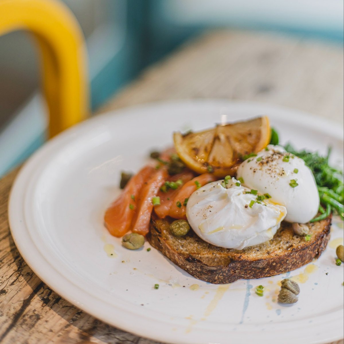 THE SCANDINAVIAN 🍳 A Salmon breakfast with a CSONS twist. It's called the Scandi because the salmon is cured and smoked using Norwegian techniques by the very awesome @Macneil's Smokehouse - Salmon and eggs done right! Breakfast is served from 9-11.30am in Ludlow & Shrewsbury