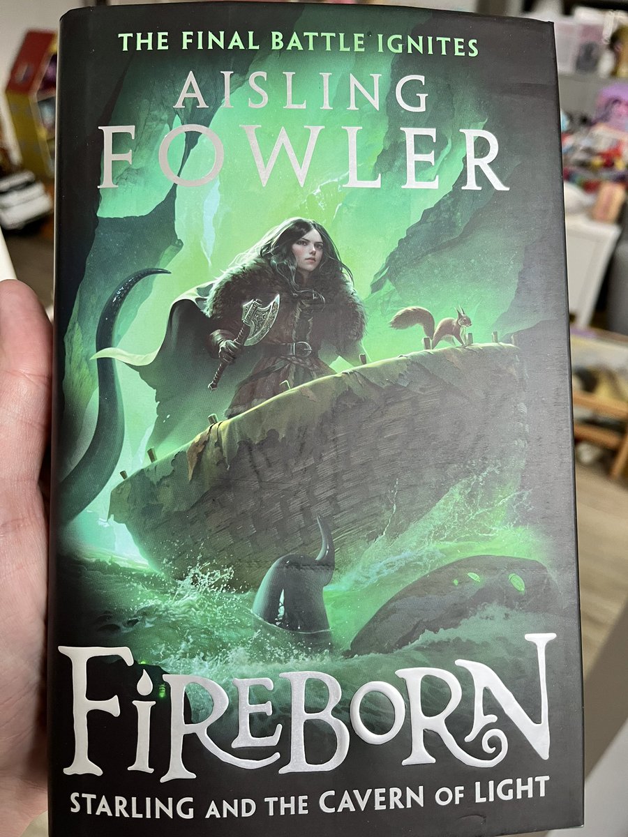 Tom G 📕 tweet media