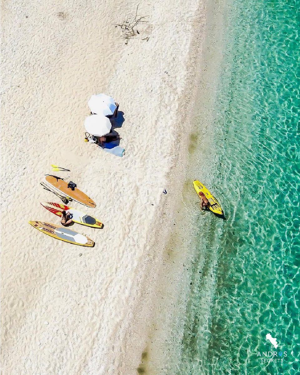 Who is ready to dive into the summer vibes at Achla Beach in Andros? 💙☀️ #andros #andros_secrets #androsisland #androsgreece #visitandros #ανδρος #travelgreece #greece #vacation #earthquake #gntm #summer #greekislands #drone #cyclades