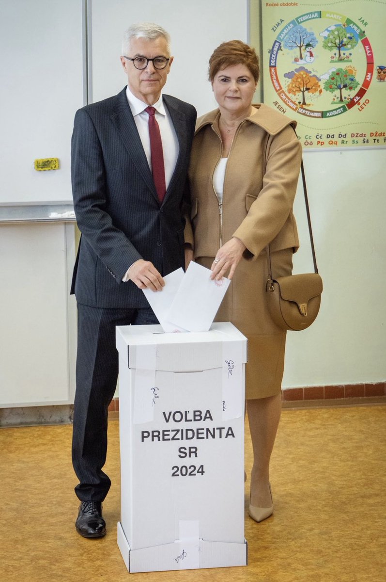 Slovensko si dnes volí prezidenta. Prajem našej krajine, aby budúca hlavu štátu vzišla z čo najvyššej účasti voličiek a voličov. Želám Vám všetkým pekný deň.