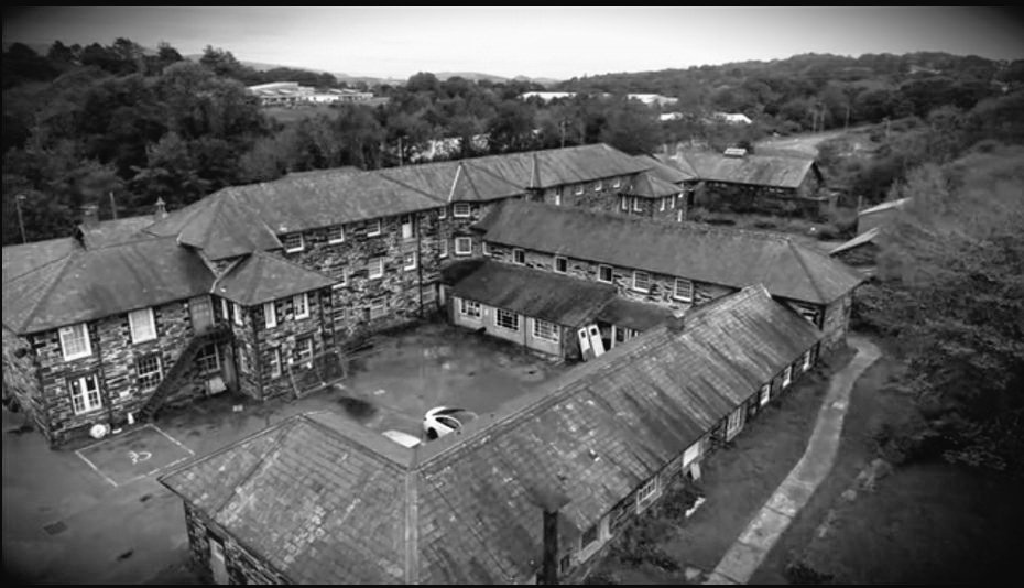 Tonight we investigate the amazing Bron-y-Garth Hospital! #paranormal #Ghost #urbex #explore #explorepage