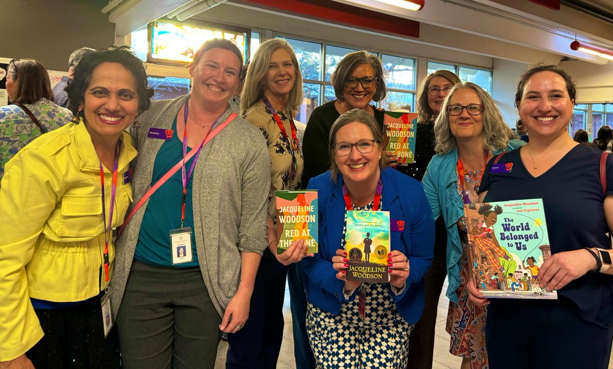 LDahlkemper's tweet photo. Great evening w national award-winning author @JackieWoodson &amp; @cojeffcolibrary! Woodson spoke to a packed auditorium @JeffersonJrSr about writing, family, belonging, &amp; diversity. @JeffcoSchoolsCo students led Q&amp;A at the event, which attracted diverse readers of all ages. #Jeffco https://t.co/i0AsUwKWBB
