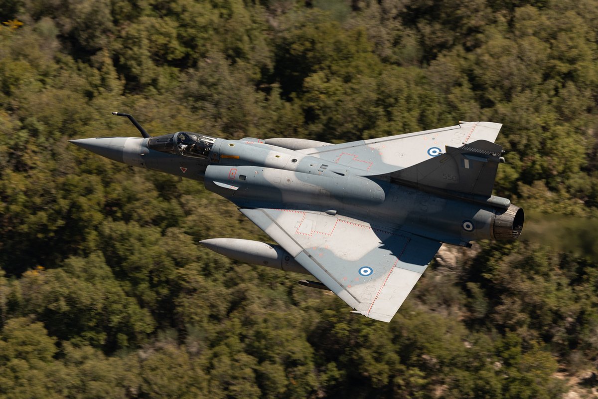 Greek Mirage 2000 in the low fly on Thursday. Could not believe our luck! #thursdayclub #greece #iniochos24 #Mirage