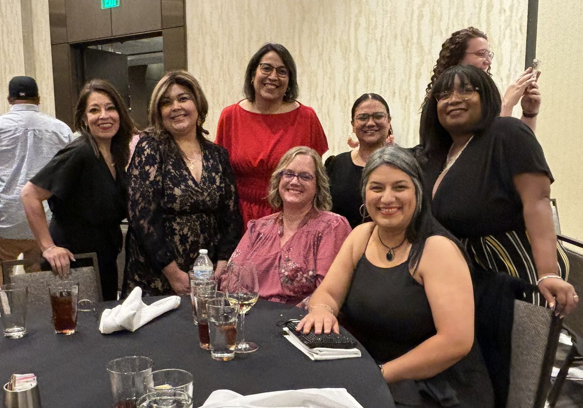 We are #THEDepartment representing at the @SHABE_bilESL banquet! Thank you TEAM for the amazing support to all of our @AldineISD Bilingual and ESL teachers! ❤️💙#MiAldine @DrFavy @drgoffney