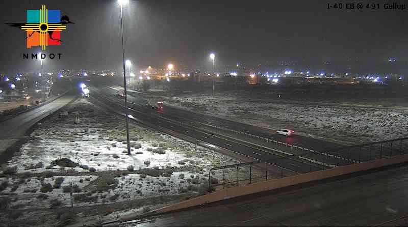 Light snow is already accumulating tonight out around Gallup as a strong cold front moves into New Mexico. #NMwx