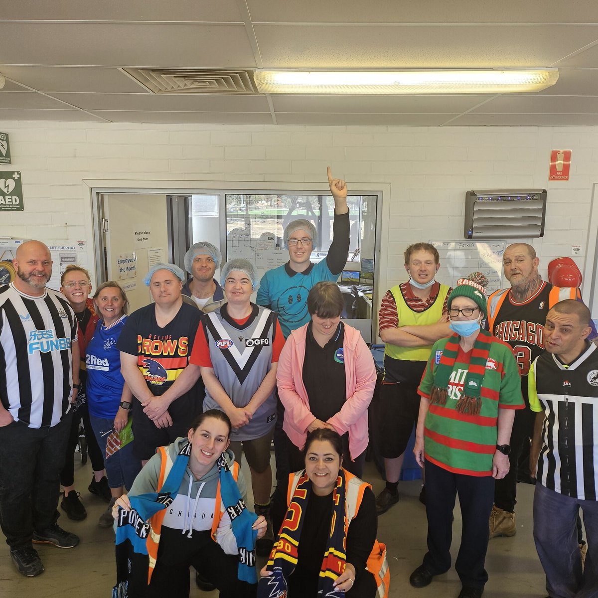 Wearing sports colours was very popular this week! Check out our team kicking goals while engaging in meaningful employment at Oakden! 
 
#GatherRound #AFL #DisabilityEmployment #DisabilityEmployment #NDISEmployment #NDISRegisteredProvider #NDISProvider #Weekend
