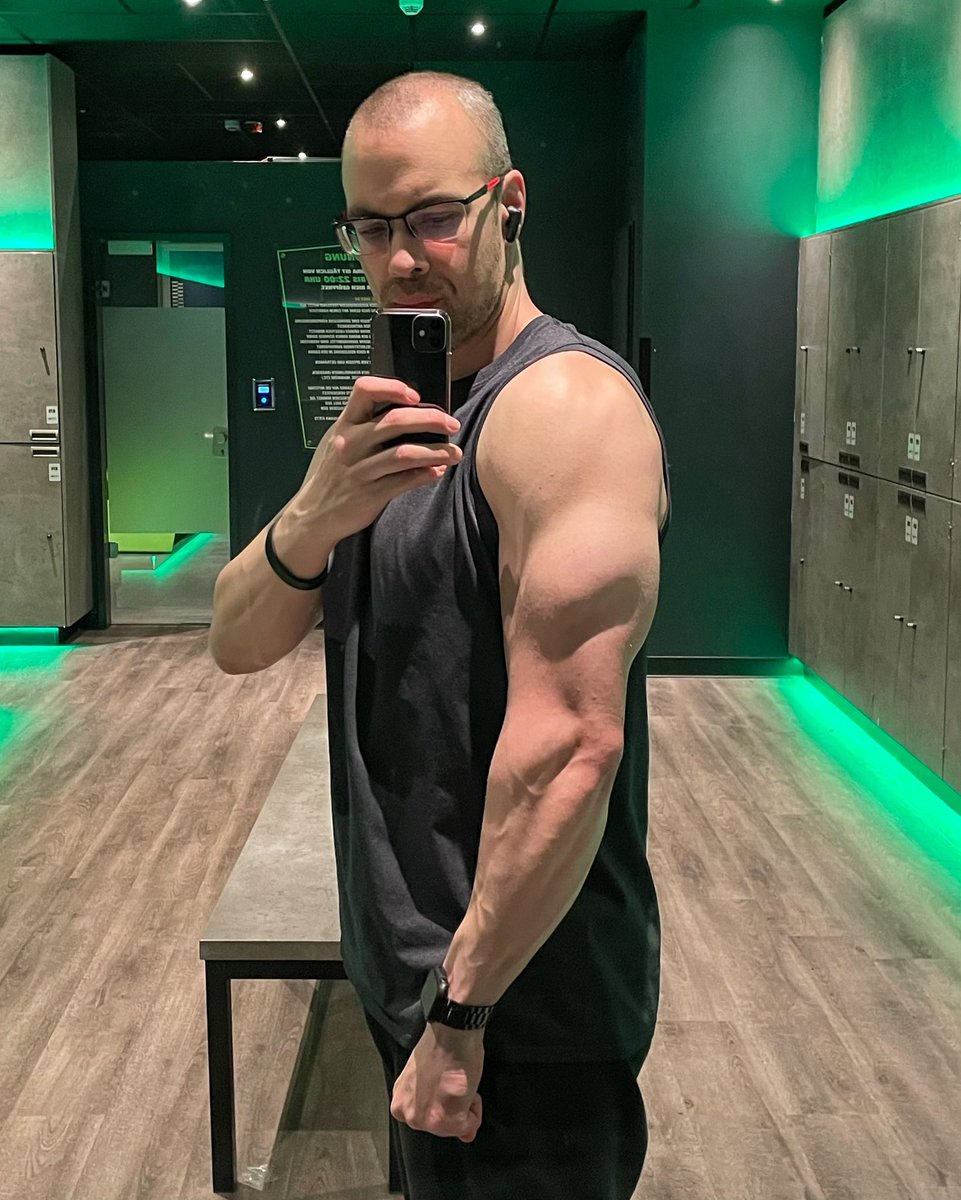 Das Training erfolgreich vor der Arbeit durchgezogen! 💪🏻