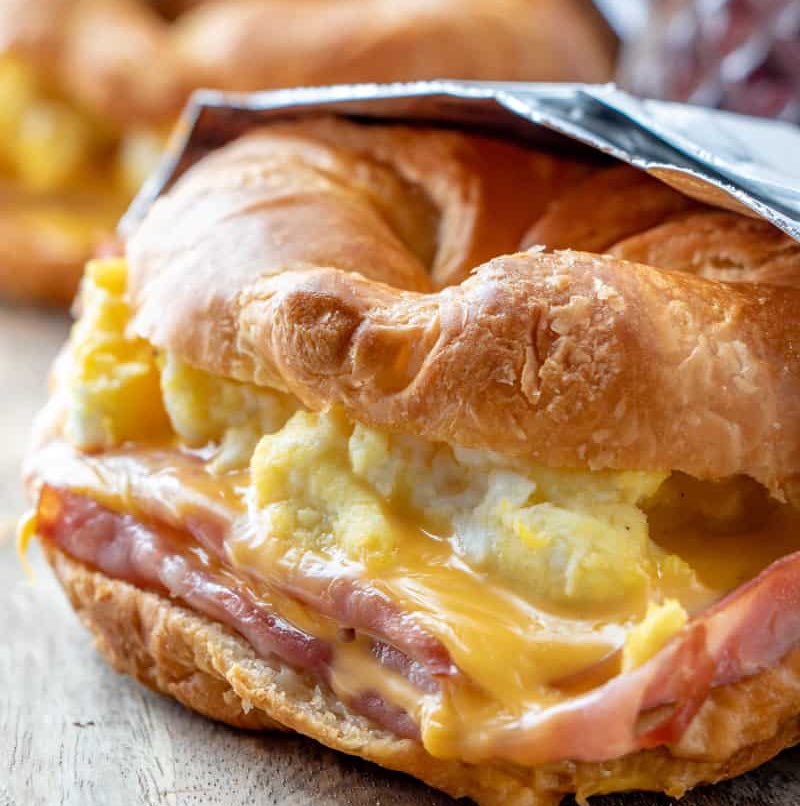 Matthew Kobach tweet media