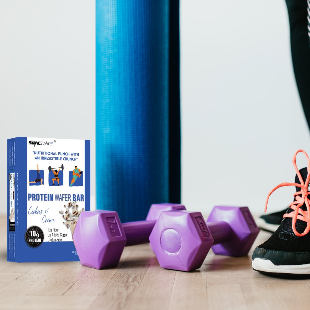 Who else loves Saturday workouts fueled by our delicious protein wafer bars? 💪🏋️‍♀️ #SaturdaySweat #ProteinBoost #workout