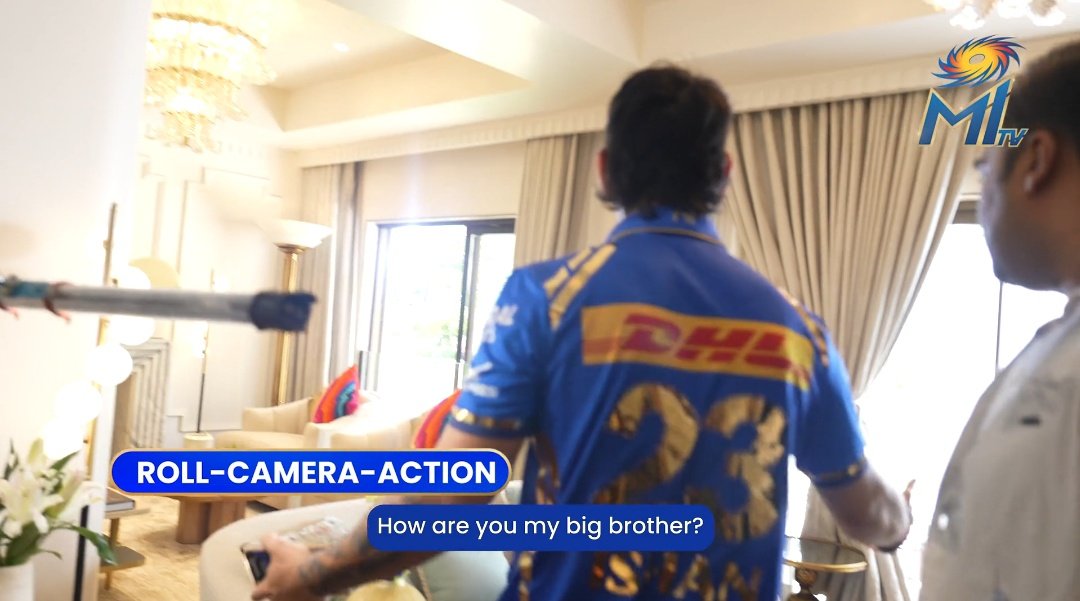 Itshitmanera's tweet photo. Wow Ishan Kishan 👏
Guess that big brother name 🙂 https://t.co/W4A0vkwWqi
