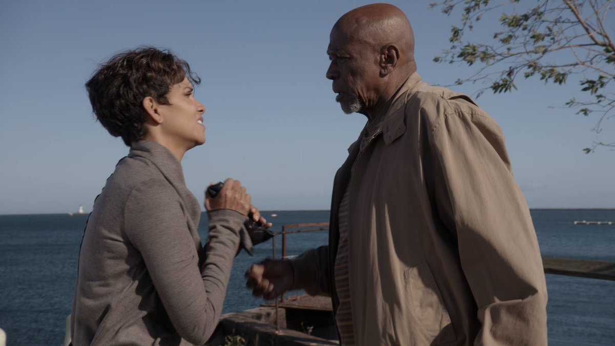 This popped up in my timeline from 10 years ago…⁦directed @halleberry⁩ and the late truly great #LouisGossett Jr. as her father in the short lived series Extant. We will always love u Lou…